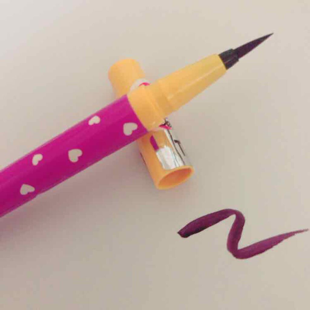 ワンダフルカラーアイライナー/Queen's Key(クイーンズキー)/リキッドアイライナーを使ったクチコミ（1枚目）