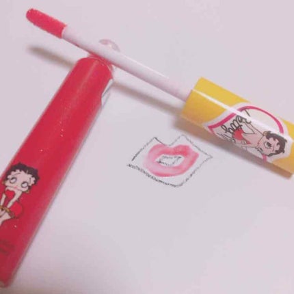 クリスタルグロス/Queen's Key(クイーンズキー)/リップグロスを使ったクチコミ(1枚目)