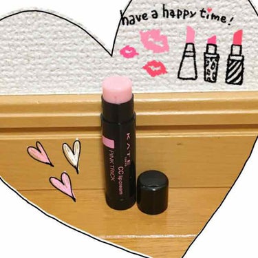 ケイトのCCリップクリーム💄
SNSで話題になっていたので購入してみました❤︎
カラーは05 ピンク系。
とても薄いカラーなので、ほんのりピンクがかって自然な色味です♪
重ね塗りするとピンクが少し濃くな