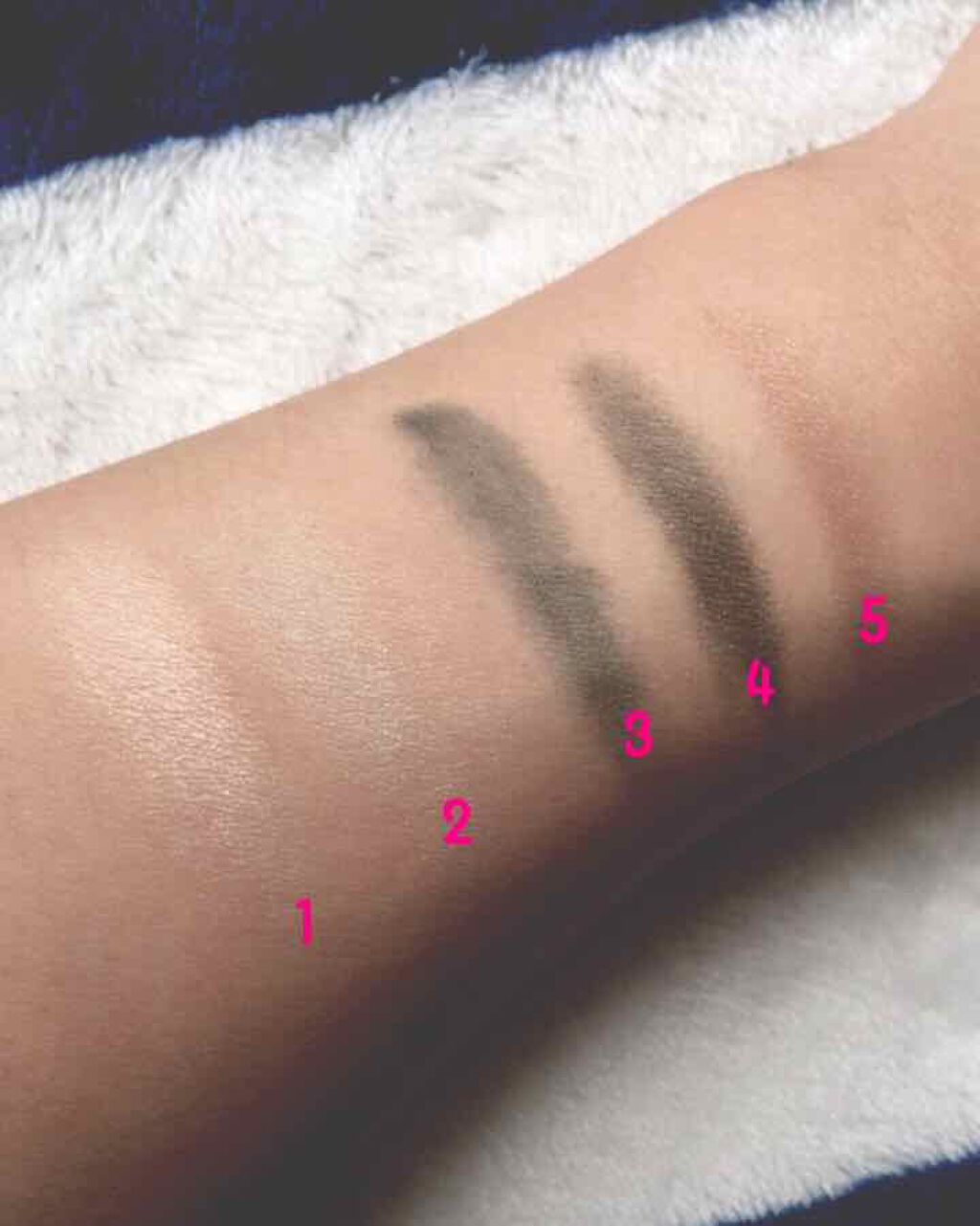 ソフトグラマラスアイズ/コフレドール/アイシャドウパレットを使ったクチコミ(3枚目)