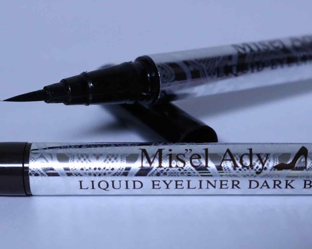 リキッドアイライナー ストロングウォータープルーフ/ミゼルエディ/リキッドアイライナーを使ったクチコミ(1枚目)