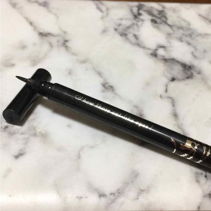 キャットルック リキッドライナー/インテグレート/リキッドアイライナーを使ったクチコミ(1枚目)