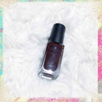 ネイルホリック Mode color RD402/ネイルホリック/マニキュアを使ったクチコミ(2枚目)