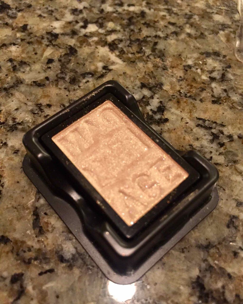 アイカラー N(パウダー)/マキアージュ/単色アイシャドウを使ったクチコミ(1枚目)