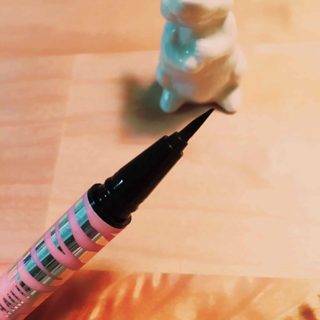 リキッドアイライナー/ラブダーリンコスメ/リキッドアイライナーを使ったクチコミ（2枚目）