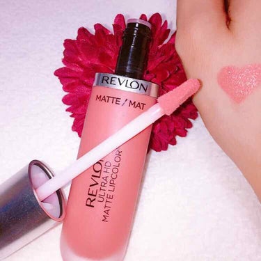 tsuki on LIPS 「#REVLON#ウルトラHDマットリップカラー08番レブロンマ..」（1枚目）