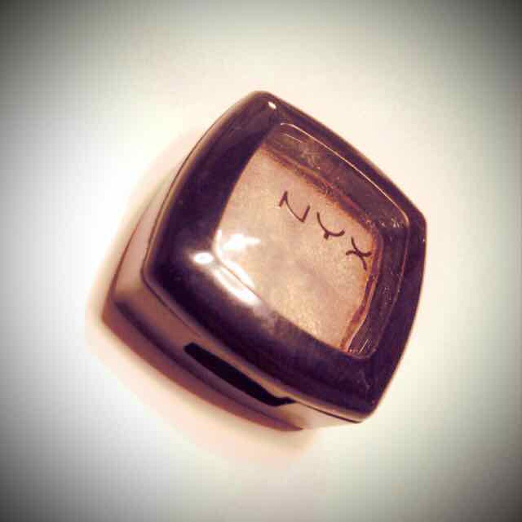 シングルアイシャドウ/NYX Professional Makeup/単色アイシャドウを使ったクチコミ（1枚目）