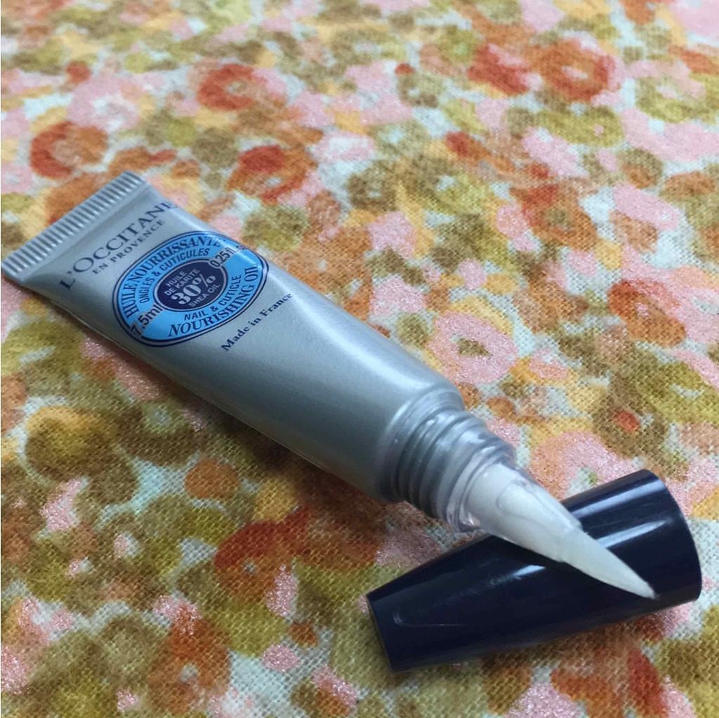 シア ネイルオイル L Occitaneの口コミ ロクシタンネイルオイルフタをあけると写真 By しょこ 敏感肌 30代後半 Lips シア ネイルオイル L Occitaneの口コミ ロクシタンネイルオイルフタをあけると写真 By しょこ 敏感肌 30代後半 Lips