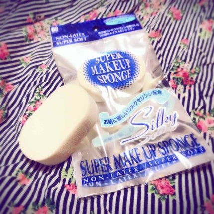 りー on LIPS 「株式会社徳安というところのスポンジです♡プロ仕様というところに..」(1枚目)