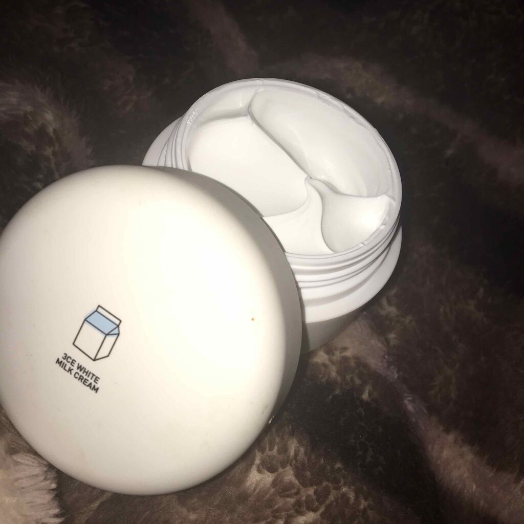 WHITE MILK CREAM/3CE/フェイスクリームを使ったクチコミ(1枚目)