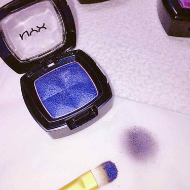 #NYX #シングルアイシャドウ

【 ES122 】MOROCCO🏝

本日もたくさん更新していきます💙

こちらはモロッコカラーのシングルシャドウ。
深みのある海の色ですね✨
パールが効いていて光沢