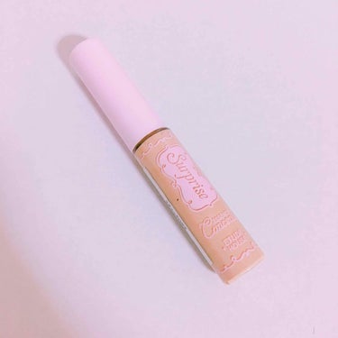 ETUDE サプライズ エッセンス コンシーラーのクチコミ「エチュードハウスのサプライズエッセンスコンシーラーです！
目の下にいれても乾燥せずとても肌なじ.....」（1枚目）