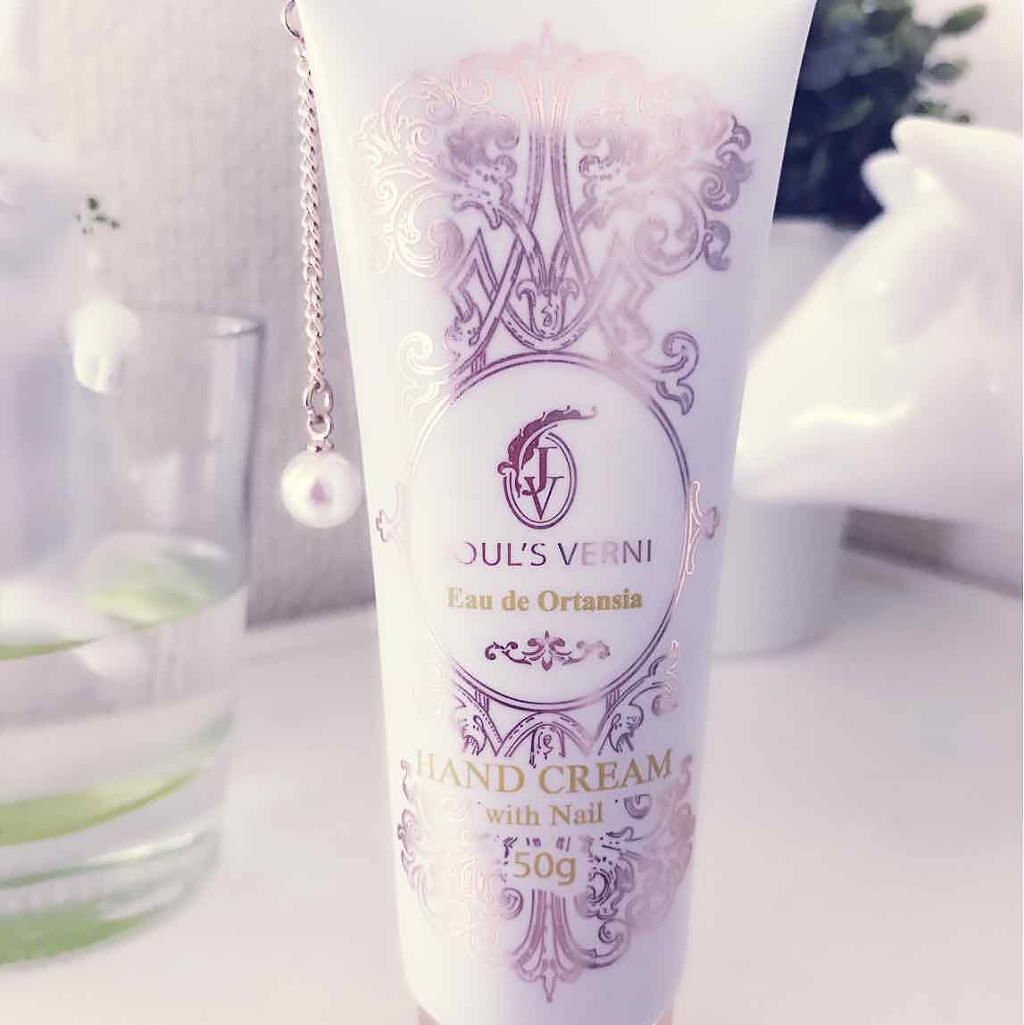 フレグランスハンドクリームウィズネイル オーデオルタンシア/JOUL’S VERNI/ハンドクリームを使ったクチコミ(1枚目)