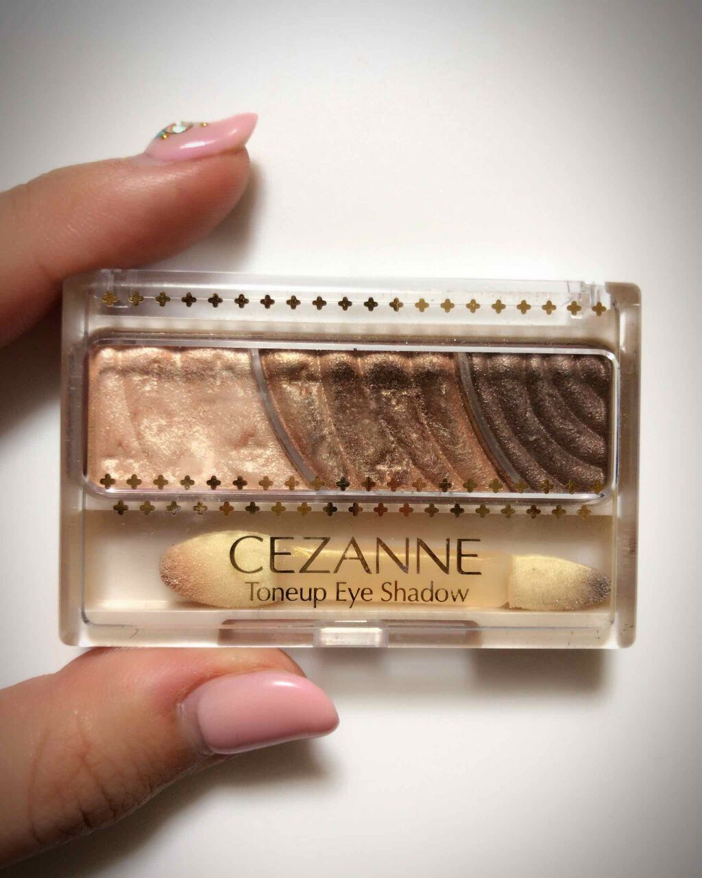 トーンアップアイシャドウ/CEZANNE/アイシャドウパレットを使ったクチコミ(1枚目)