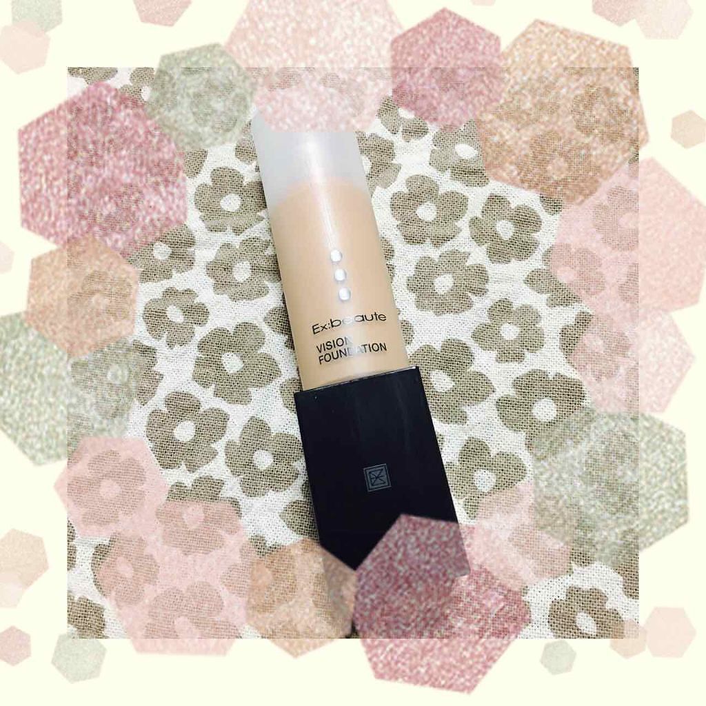 女優メイク、エクスボーテのリキッドファンデ。
見た目も、つけ心地も、塗ってます感がない！
しかも、崩れ知らず。
メイク直しほとんどなくても夜までバッチリです( *'ｗ')b

どんなにお肌最悪な日でも、これ塗ればめちゃ調子良いみたいに見える