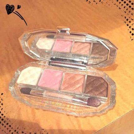 キャッスルドゥー カラー ショット アイズ 4カラー /VOV (韓国)/アイシャドウパレットを使ったクチコミ(1枚目)