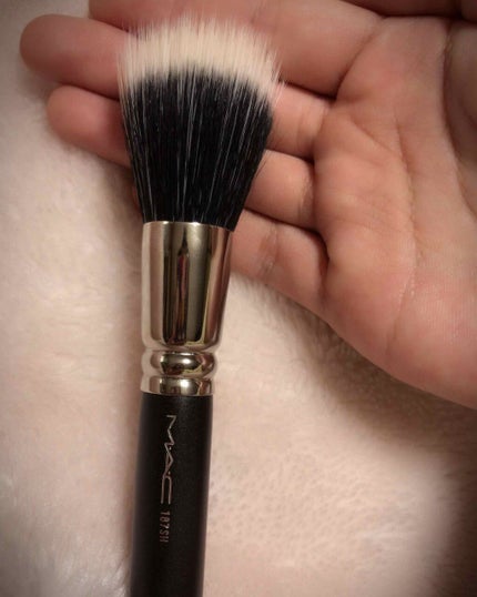 #187S スティプリング ブラシ/M・A・C/メイクブラシを使ったクチコミ(1枚目)