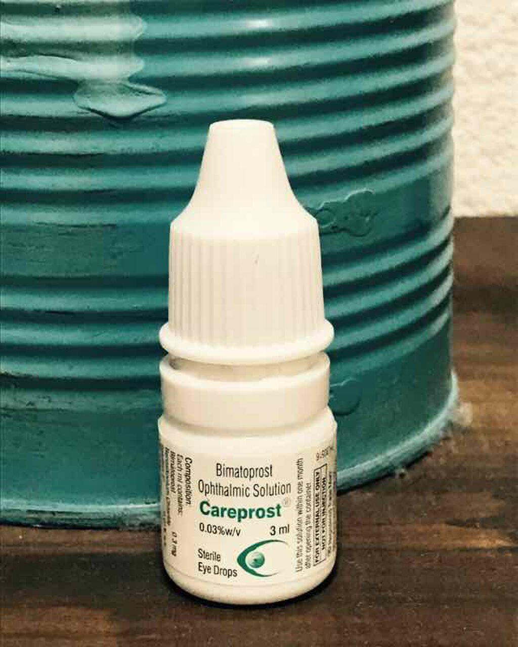 ひなちゃん on LIPS 「マツ育に☆ケアプロストこれは海外で緑内障の患者さんに使う目薬だ..」(1枚目)