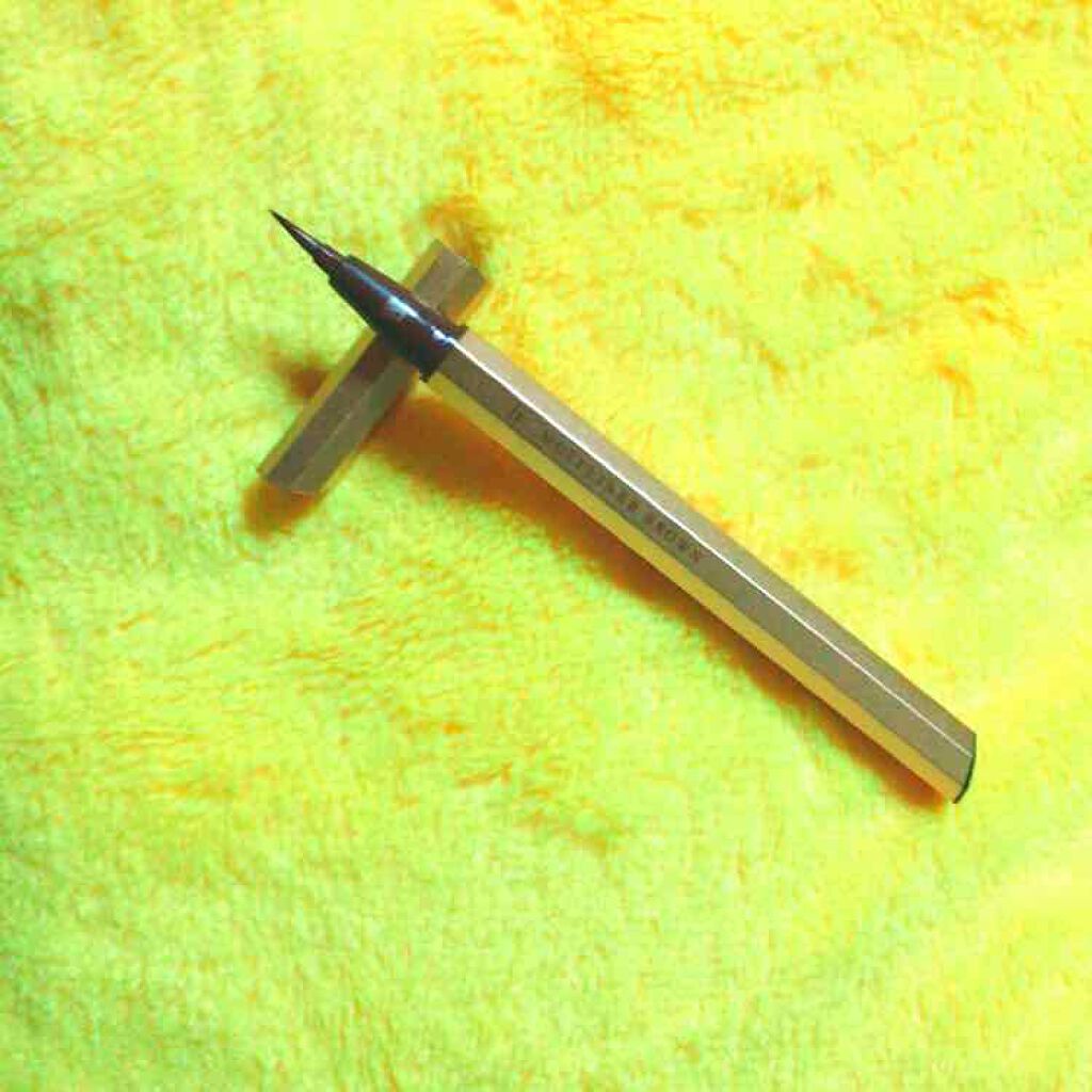 モテライナー リキッド/UZU BY FLOWFUSHI/リキッドアイライナーを使ったクチコミ(1枚目)