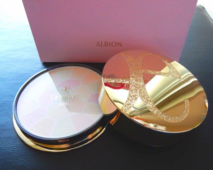 エレガンス ラ プードル オートニュアンス リクスィーズ/Elégance/プレストパウダーを使ったクチコミ(1枚目)