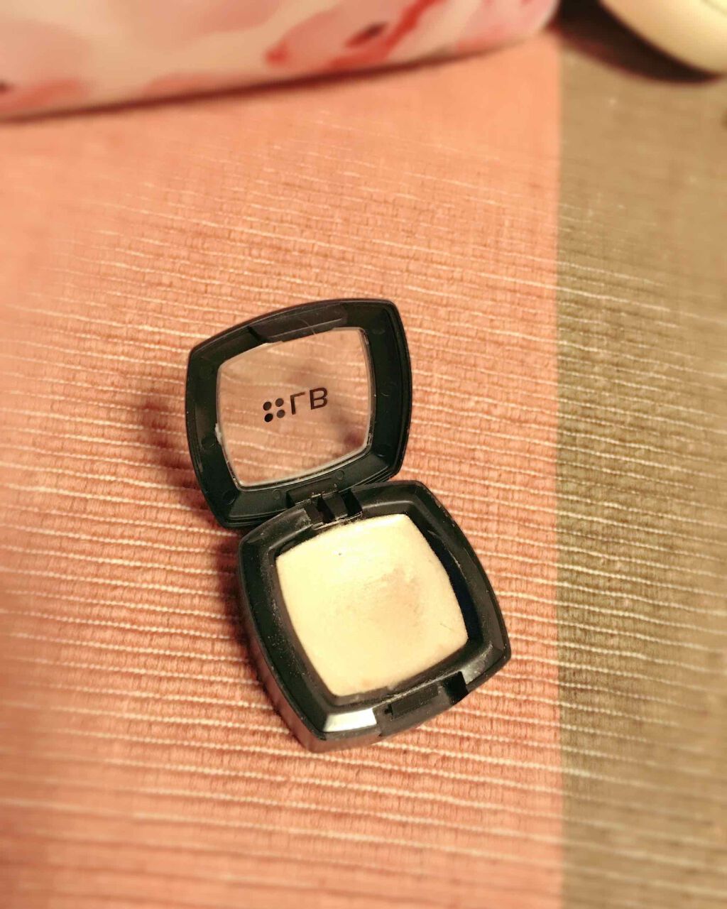 グラムジェリーアイズ/LB/ジェル・クリームアイシャドウを使ったクチコミ(2枚目)