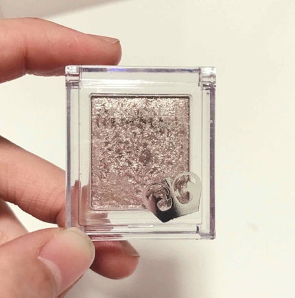 プリズム パウダーアイカラー/リンメル ロンドン/単色アイシャドウを使ったクチコミ(1枚目)