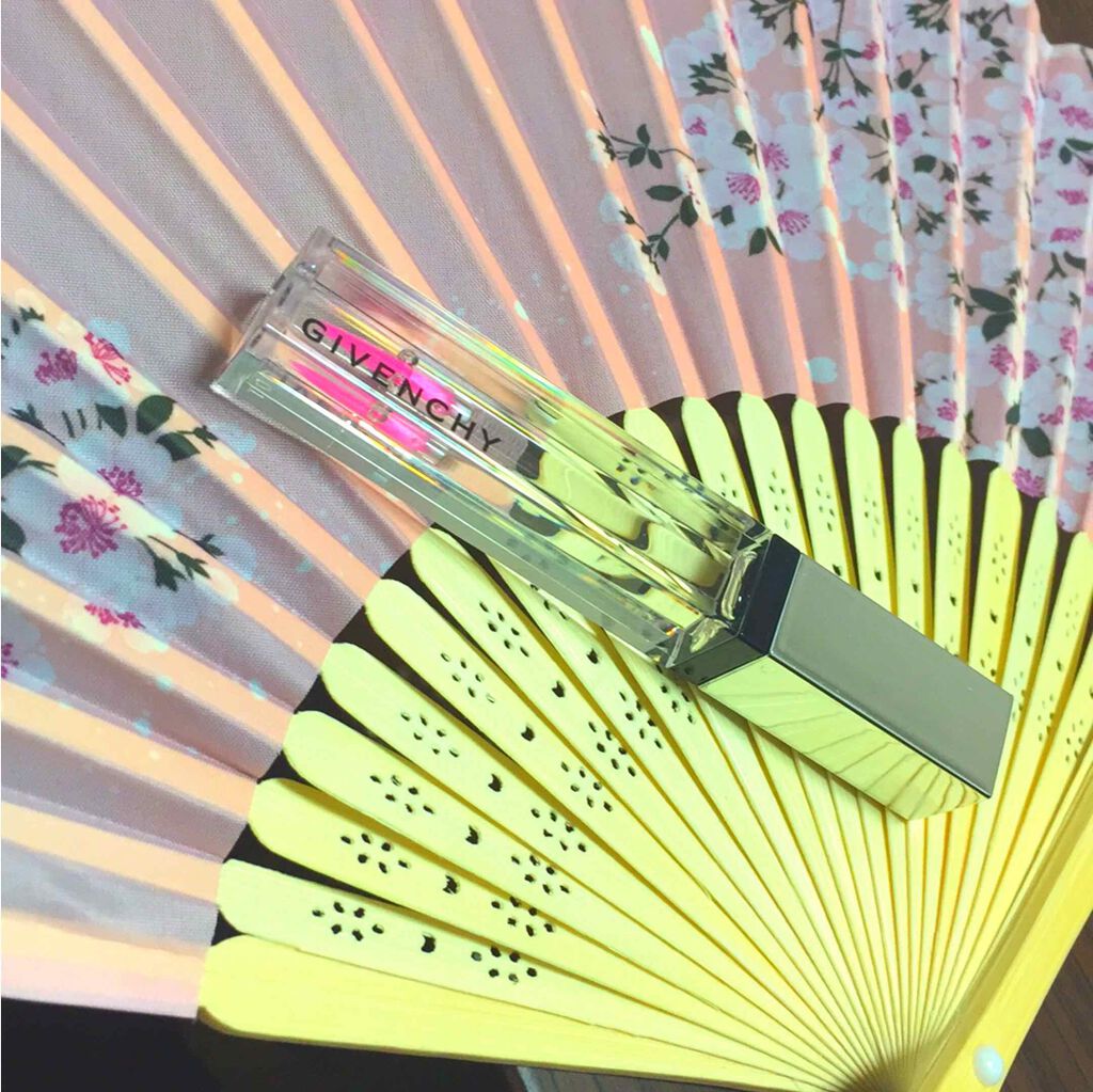 グロス・レヴェラトゥール/GIVENCHY/リップグロスを使ったクチコミ(1枚目)