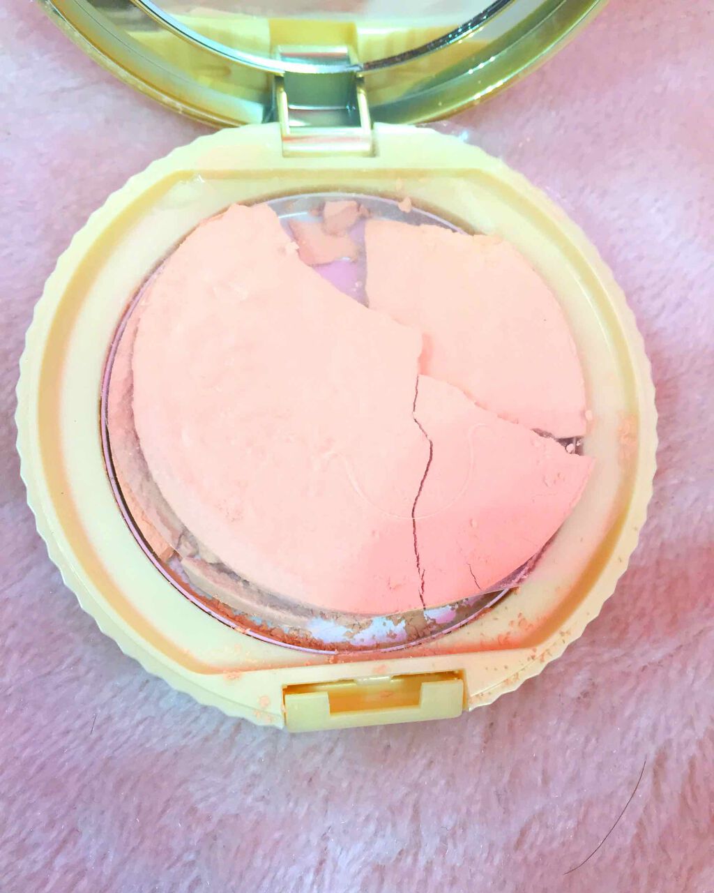 【旧品】マシュマロフィニッシュパウダー/キャンメイク/プレストパウダーを使ったクチコミ（1枚目）