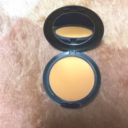 スタジオ フィックス パウダー プラス ファンデーション/M・A・C/パウダーファンデーションを使ったクチコミ(1枚目)