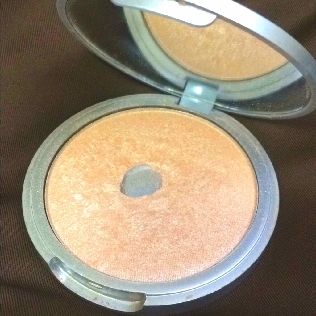 メアリー ルーマナイザー/the Balm/プレストパウダーを使ったクチコミ(2枚目)