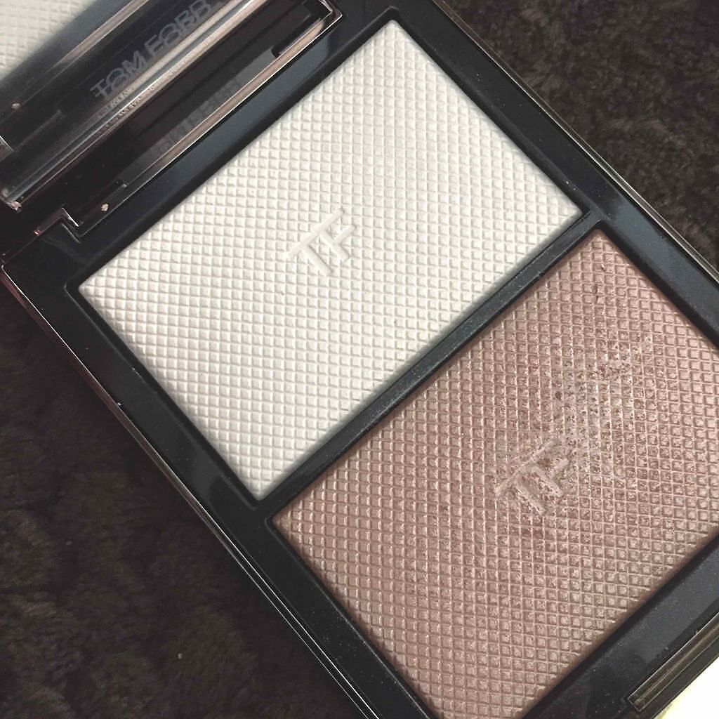 スキン イルミネイティング パウダー デュオ/TOM FORD BEAUTY/プレストパウダーを使ったクチコミ(1枚目)