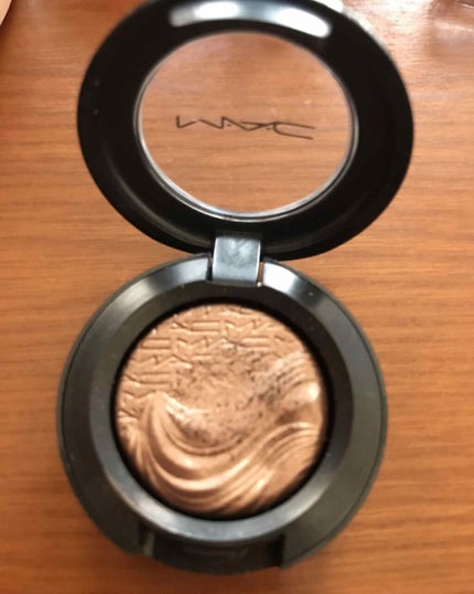 エクストラ ディメンション アイシャドウ/M・A・C/単色アイシャドウを使ったクチコミ(1枚目)