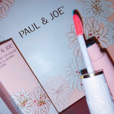 PAUL & JOE BEAUTE グロッシー リップ カラーのクチコミ「わたしが買ったお色は06番の
ピンクです❤︎*

ピンクの色味が可愛すぎて
保湿力もあるほうで.....」（1枚目）