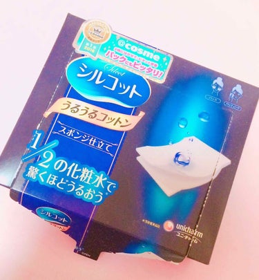 コットンで化粧水をつけるときに、コットンにほとんど取られてるような気がして好きじゃなかったんですが、こちらのコットンは本当に不思議なくらいいつもよりも少ない量でもヒタヒタになります☺️☺️☺️
スポンジ