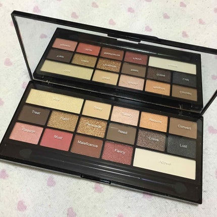 MAKEUP REVOLUTION