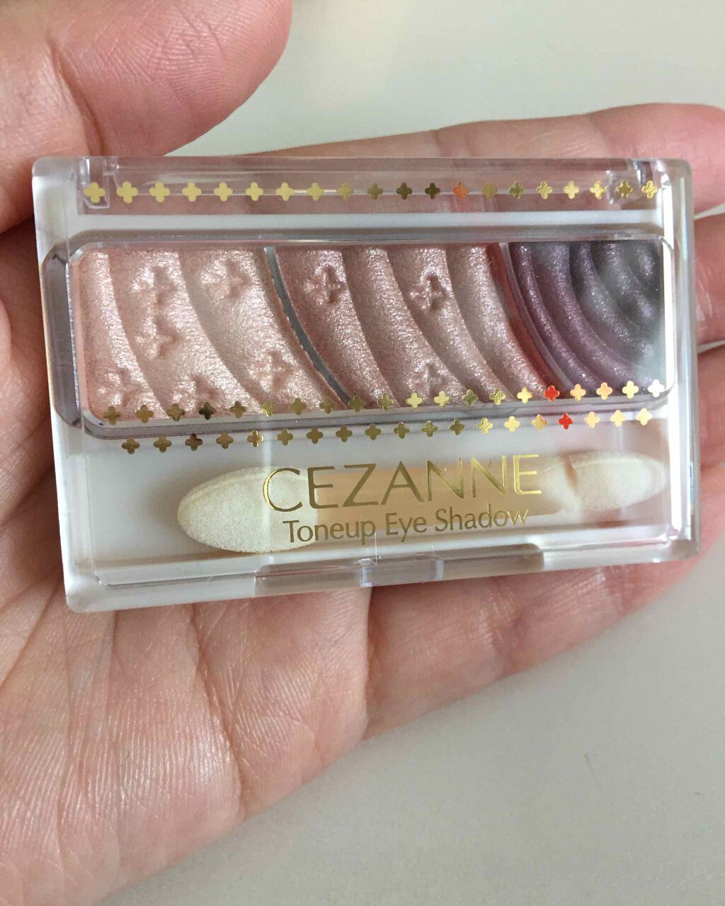 トーンアップアイシャドウ/CEZANNE/アイシャドウパレットを使ったクチコミ(1枚目)