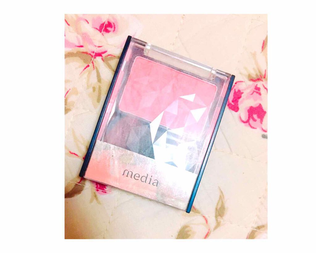 ブライトアップチークN/media/パウダーチークを使ったクチコミ(1枚目)