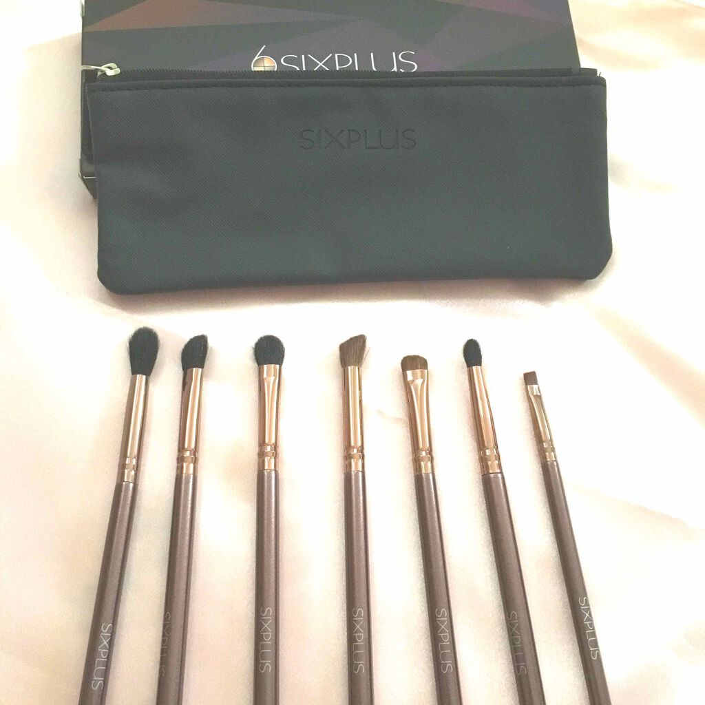貴族のゴールド メイクブラシ11本セット 化粧ポーチ付き/SIXPLUS/メイクブラシを使ったクチコミ（2枚目）