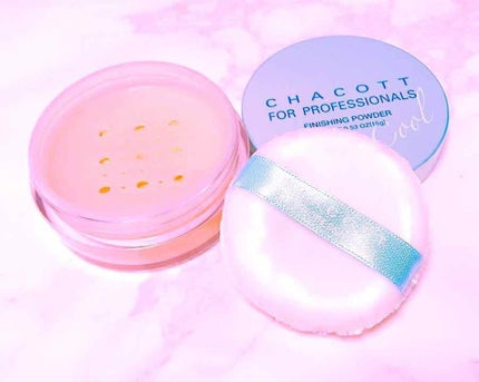 フィニッシングUVパウダー (旧)/チャコット・コスメティクス/ルースパウダーを使ったクチコミ(2枚目)