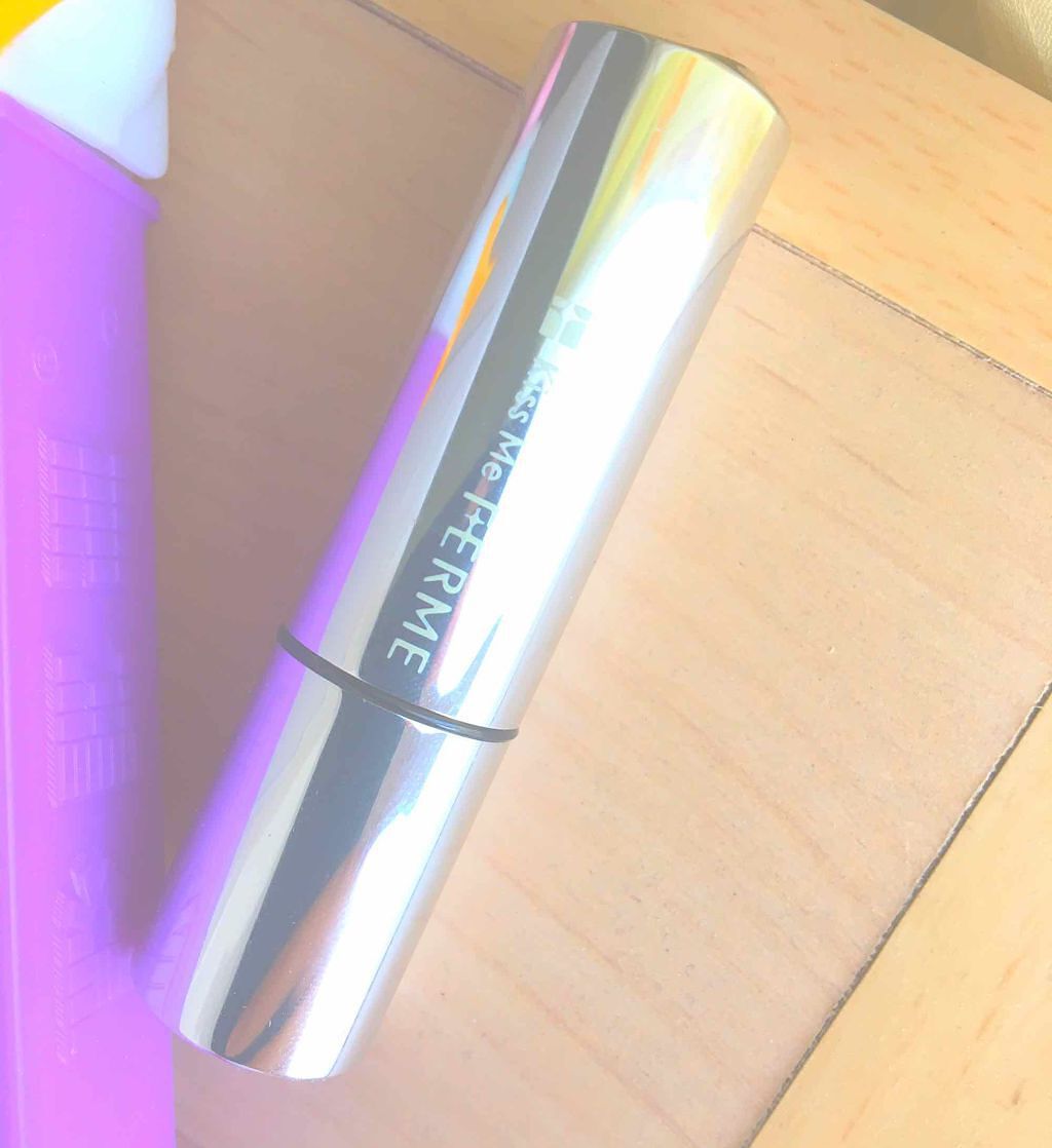 キスミー フェルム ラッピングルージュのクチコミ「キスミーフェルムのラッピングルージュ！
安いのに、シンプルだけど高級感があります！写真では分か.....」（1枚目）