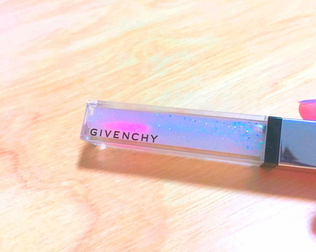 グロス・レヴェラトゥール/GIVENCHY/リップグロスを使ったクチコミ(1枚目)