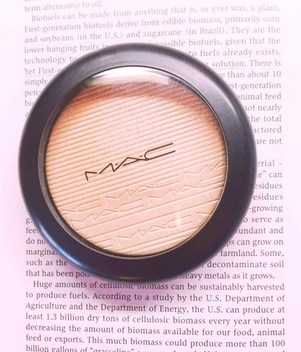 エクストラ ディメンション スキンフィニッシュ/M・A・C/プレストパウダーを使ったクチコミ(1枚目)