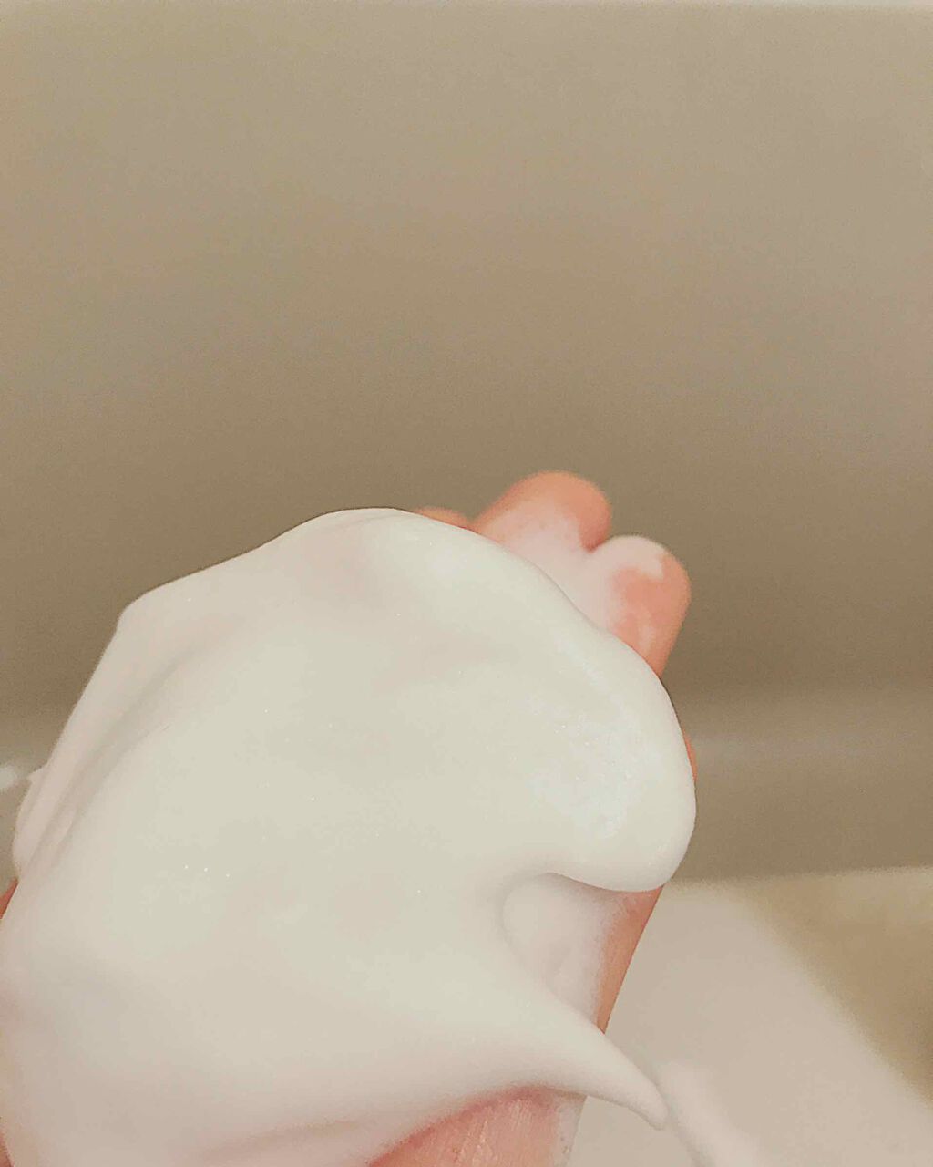 ピュア リチュアル ケア イン フォーミング クレンザー/HELENA RUBINSTEIN/洗顔フォームを使ったクチコミ（2枚目）