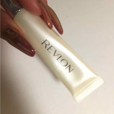 REVLON スーパー ラストラス マジック リップ エッセンスのクチコミ「”マジック リップ エッセンス”の名の通り
コレを使うと一日中唇が
ふっくらプルプルします😘💋.....」（1枚目）