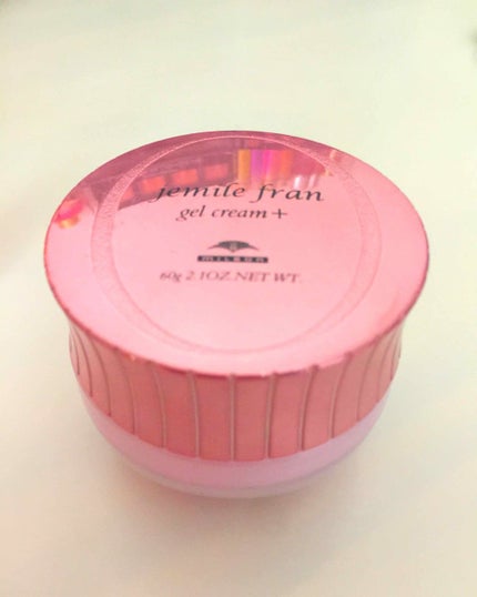 ジェミールフラン グロス<ヘアスタイリング>のクチコミ「ミルボン ジェミールフランシリーズの
ジェルクリームワックス♡
スタイリング剤です‼︎
コテ.....」(1枚目)