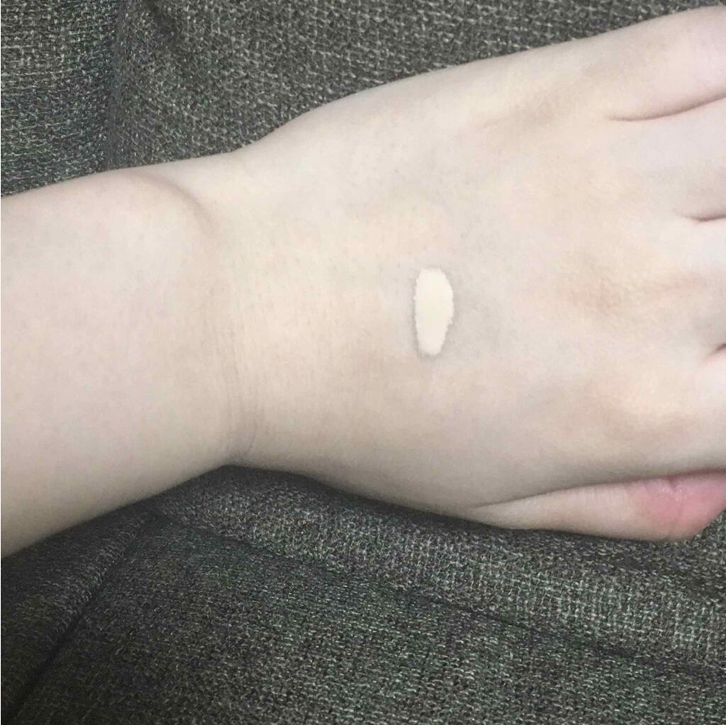 <ジャスミーカラー>エッセンスファンデーション リキッド/COVERMARK/リキッドファンデーションを使ったクチコミ(2枚目)