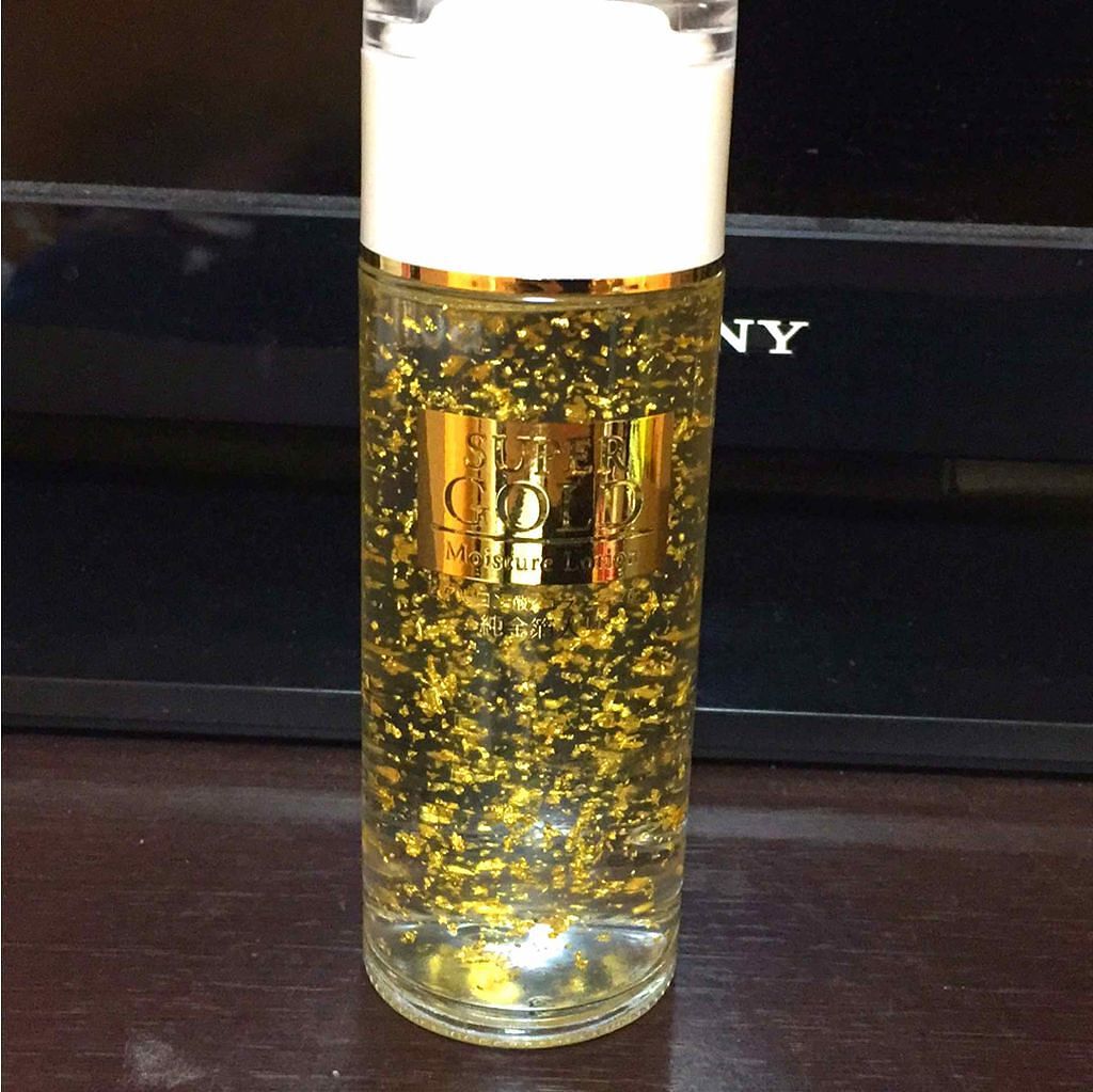 スーパーゴールド 純金箔入保湿化粧水/スーパーゴールド/化粧水を使ったクチコミ(1枚目)