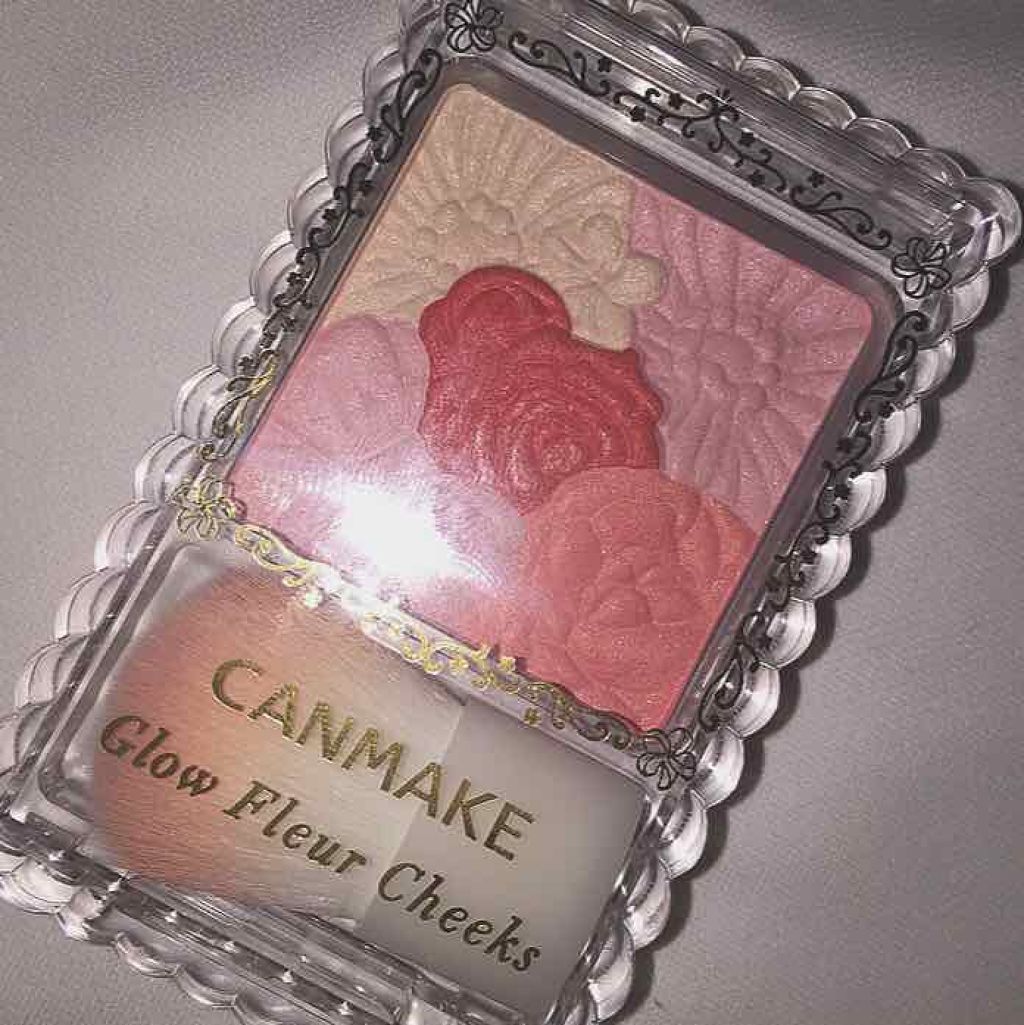 グロウフルールチークス/キャンメイク/パウダーチークを使ったクチコミ（1枚目）