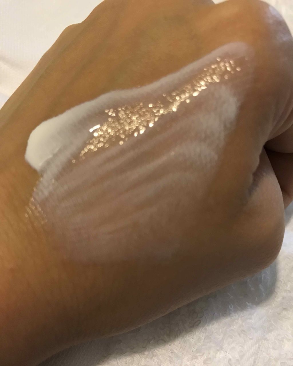 アレルバリア エッセンス/d プログラム/日焼け止め・UVケアを使ったクチコミ(2枚目)