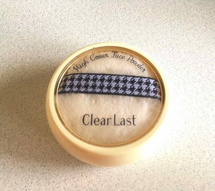 フェイスパウダー ハイカバー 白肌オークル/クリアラスト/プレストパウダーを使ったクチコミ(1枚目)
